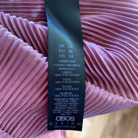 ASOS DESIGN Curve plisse midi wrap dress with belt in rose - Picture 7 of 7